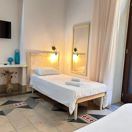 Damasa Rooms-2